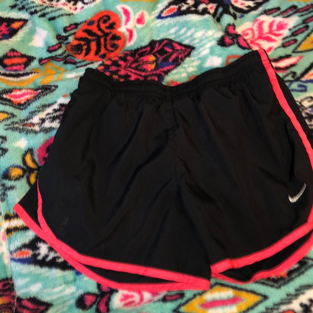 Cute Nike shorts adult large one stain